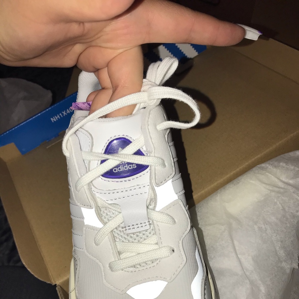 Adidas - Picture 4 of 5